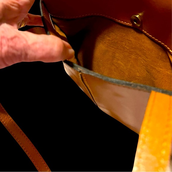 Patricia Nash Prescott Tote Shoulder Bag in hand tooled in Cognac Brown. - Picture 9 of 16